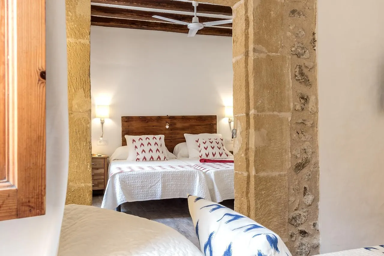 Tatil Evi Townhouse Can Butxaca By Homevillas360 Pollença