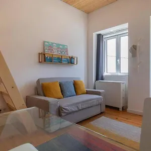 https://the-smallest-house-in-lisbon-by-innkeeper.hotels-lisbon-portugal.com